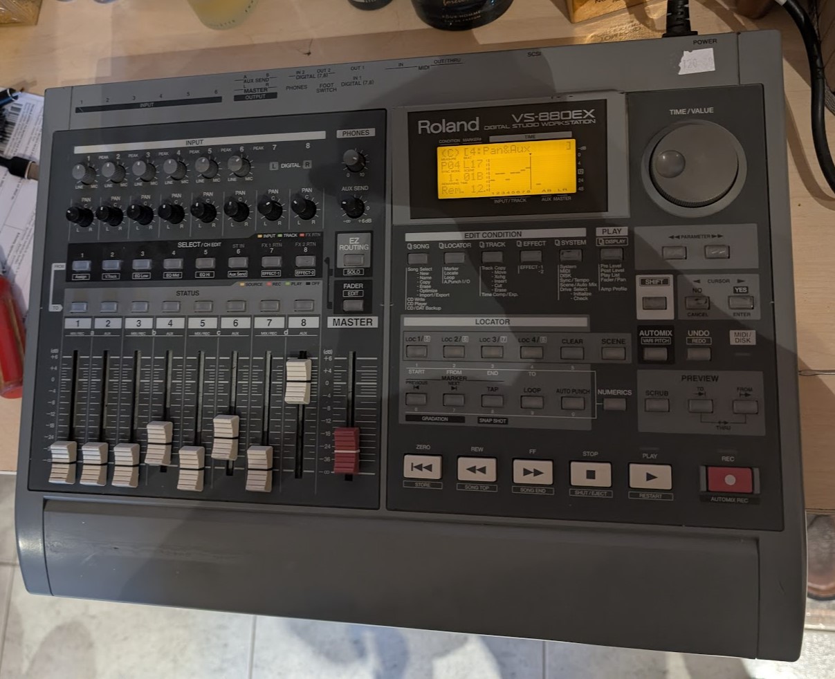 VS-880EX